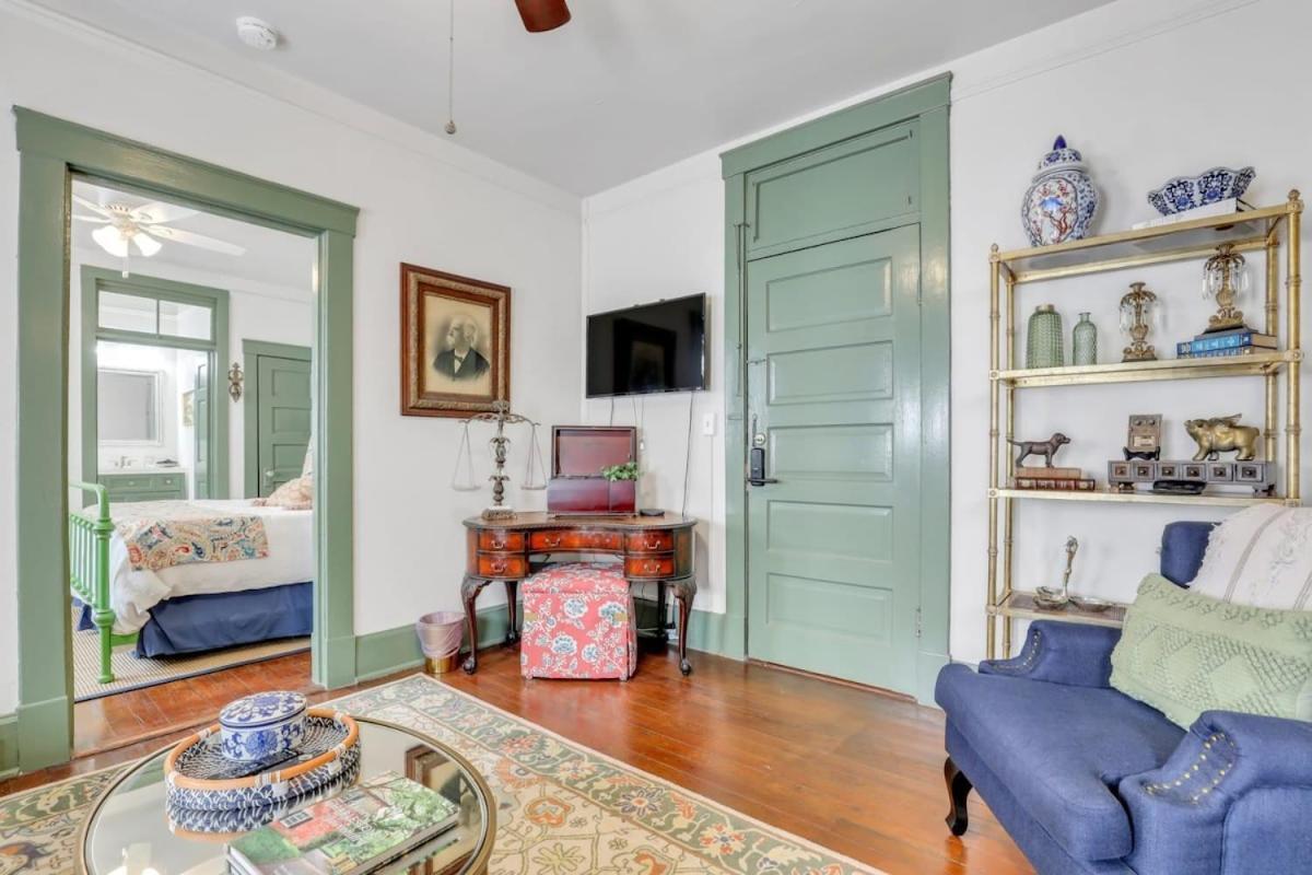 The Graham On Oglethorpe Square Villa Savannah Exterior photo